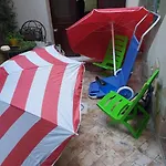 Casa Dell'artista Singola E Indipendente 別荘 カリアリ