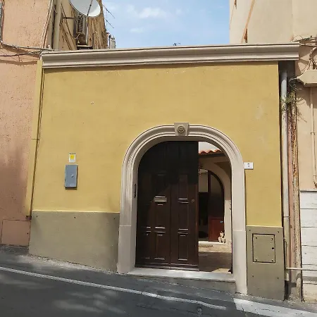 Casa Dell'artista Singola E Indipendente