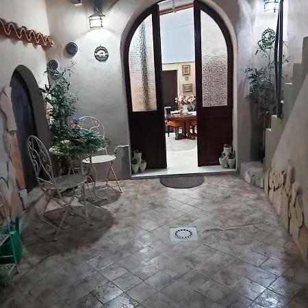 Casa Dell'artista Singola E Indipendente