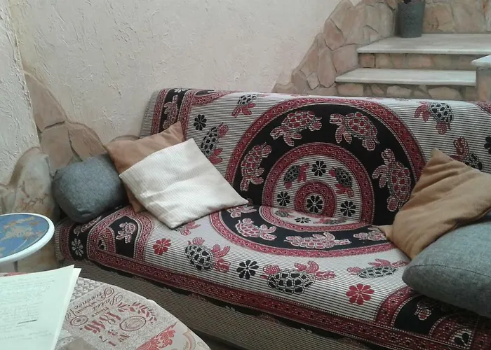 Casa Dell'artista Singola E Indipendente