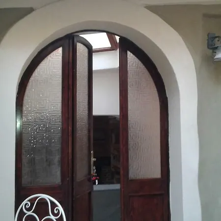 Casa Dell'artista Singola E Indipendente בית נופש